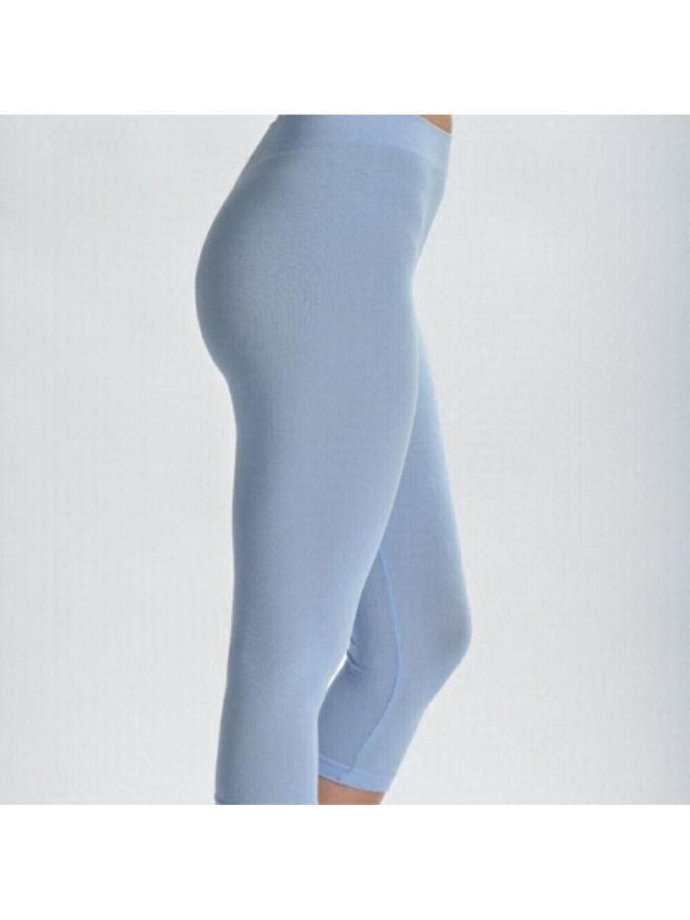 BAMBOO Mid Rise Powder Blue Capris leggings Size Small NWT
